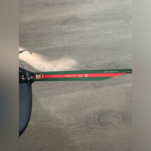 Gucci Round-frame Sunglasses - Picture 6 of 7